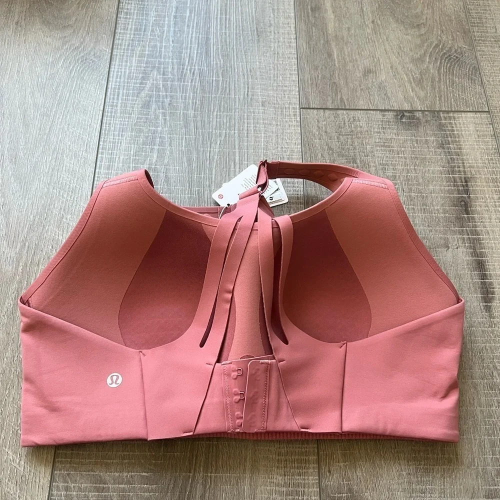 Lululemon AirSupport Bra in Brier Rose / Pink Puff Size 38D